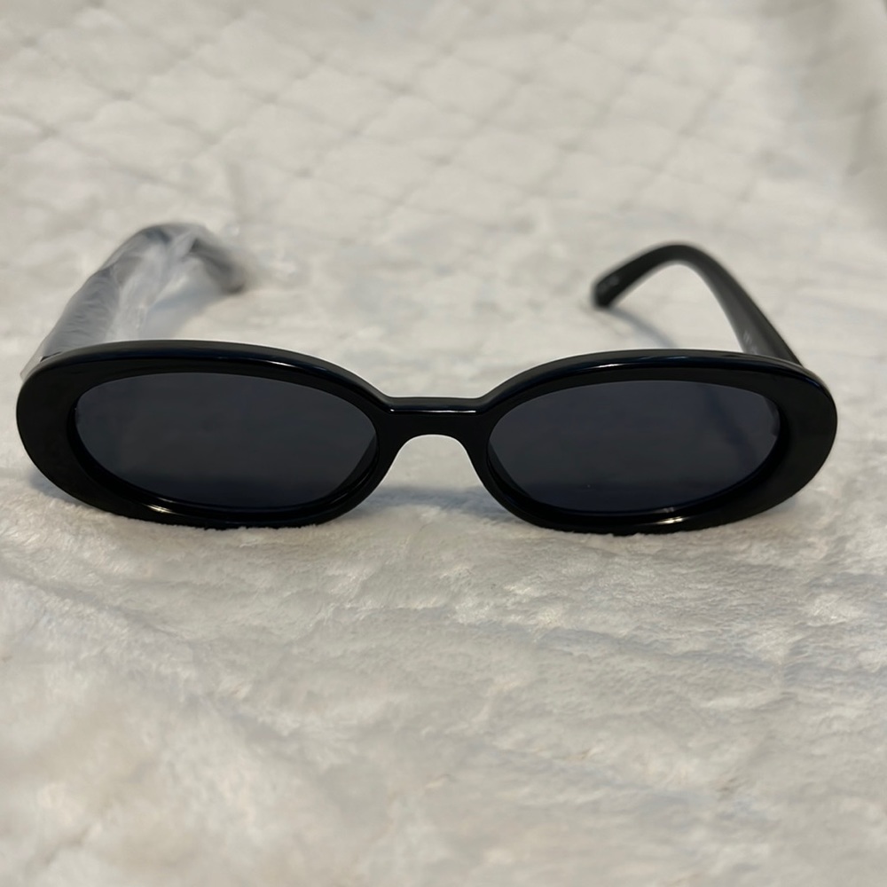 Le Specs Sunglasses NWOT